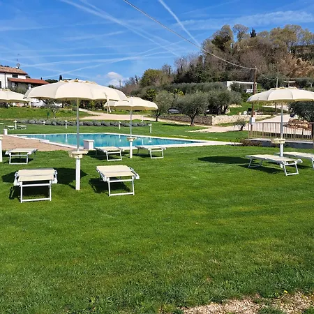 Agricamping Est Garda Rubino *