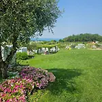 Agricamping Est Garda * Lazise